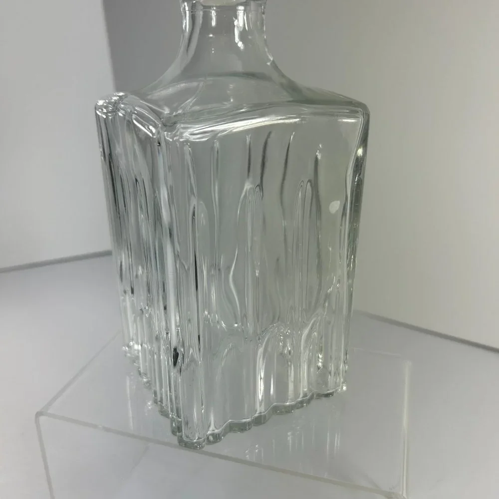Vtg Clear Glass Square Decanter Bottle Bar Liquor Italy Stopper 9.25